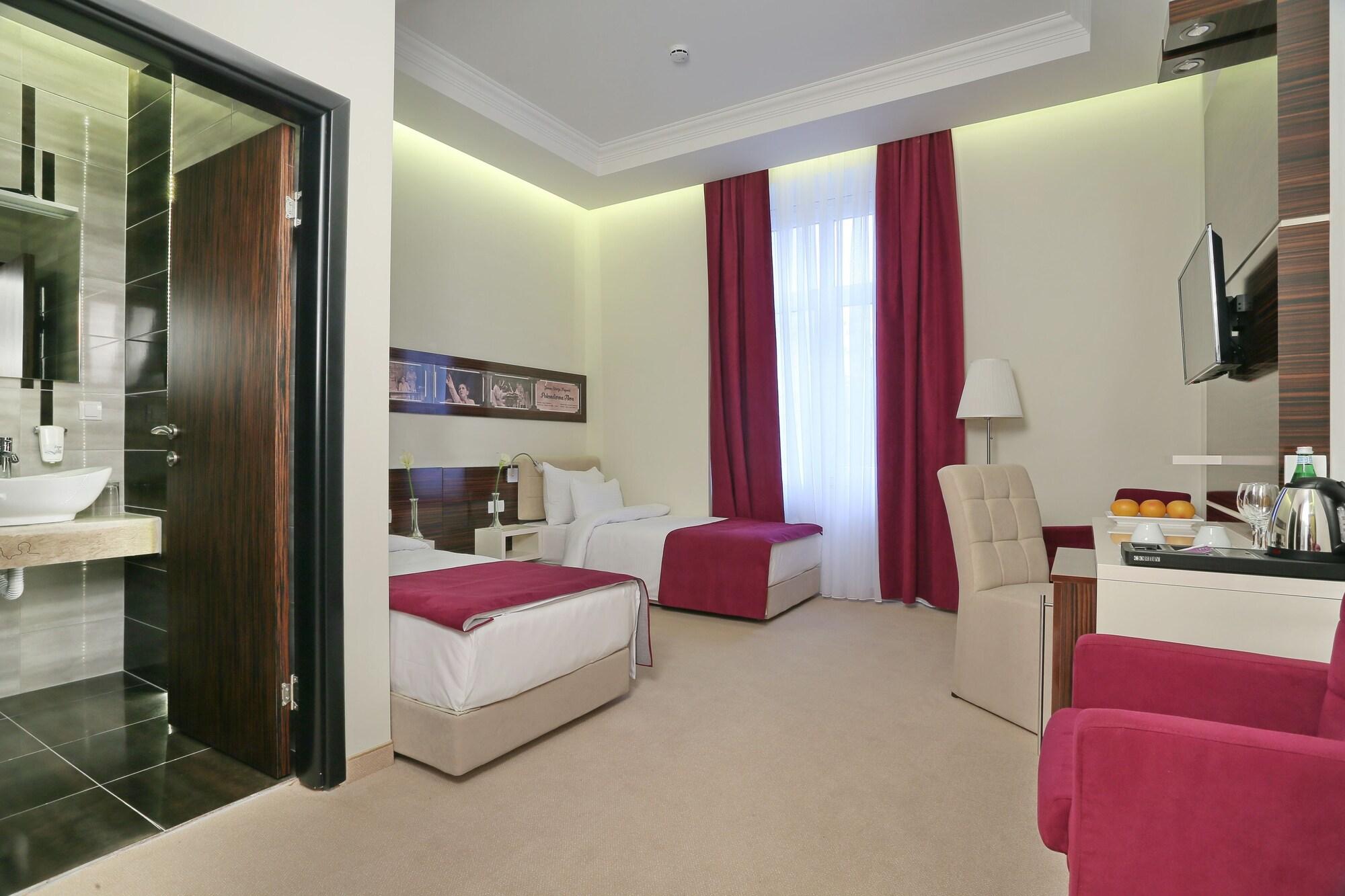 Hotel Theater Belgrade Garni Eksteriør billede