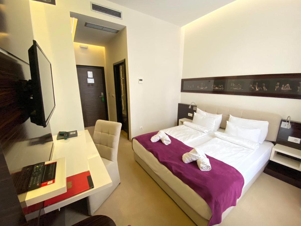 Hotel Theater Belgrade Garni Eksteriør billede